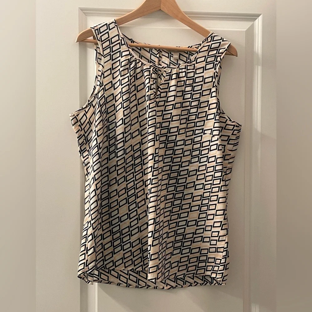 Banana Republic Black, Pink and Cream Geometric Blouse - Picture 1 of 5